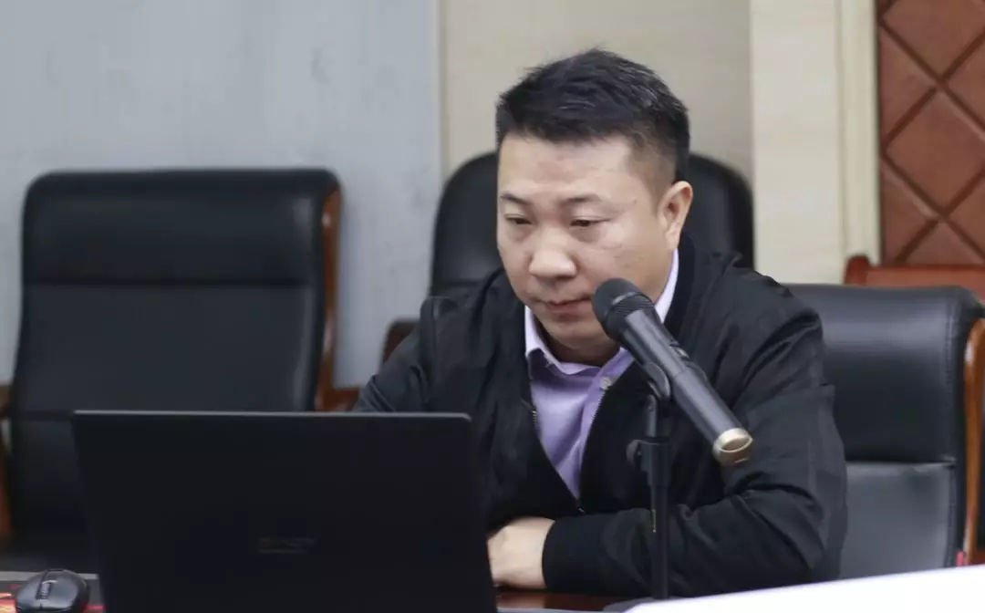 茄子视频在线免费观看陶瓷集团大规格瓷质薄板