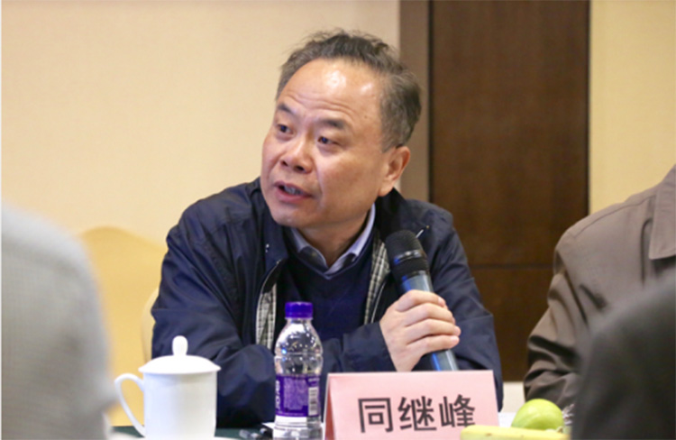 茄子视频在线免费观看陶瓷集团大规格瓷质薄板