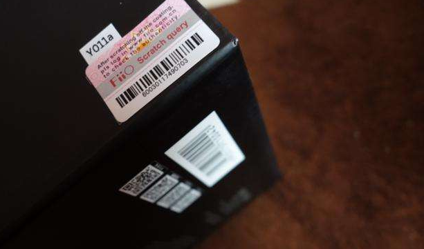 易碎纸茄子视频APP污片标签是用什么材料做的？